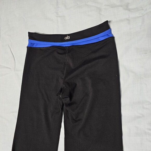 Alo Yoga Coolfit Capri Leggings Women Size S Black Straight Leg - Picture 2 of 12